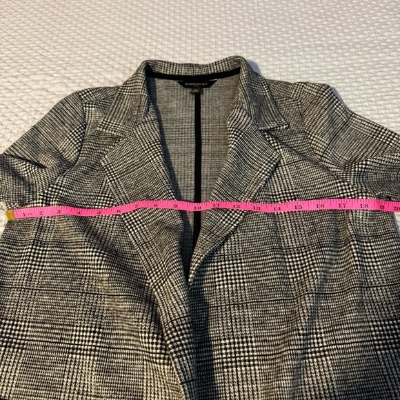 Banana Republic Black and White Plaid Blazer |Very Good Condition - Picture 7 of 8